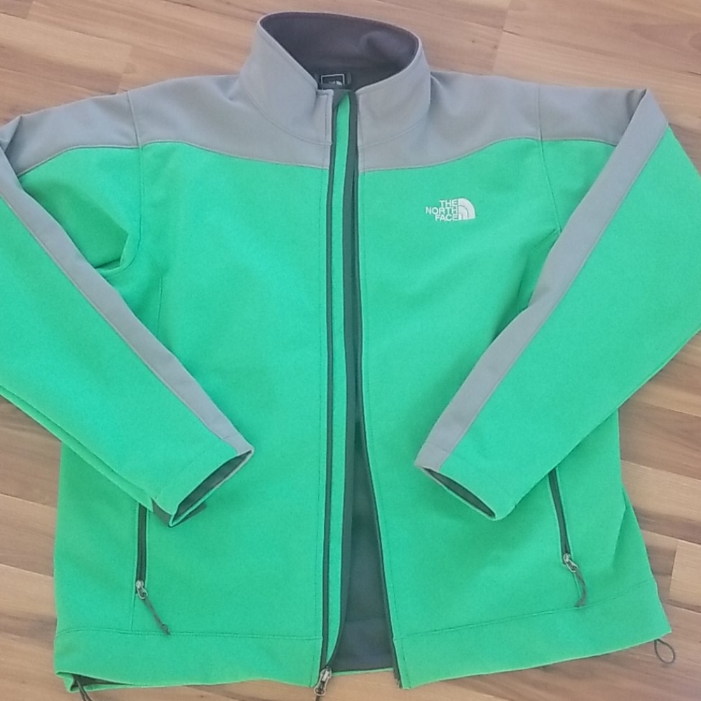 North face shell jacket  MENS